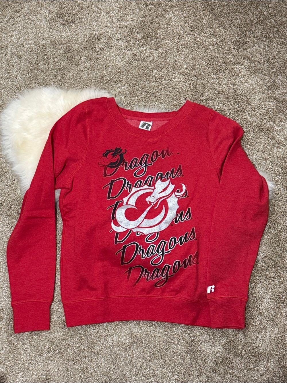 NWT Women’s Russell Athletic MSUM Red Dragons Graphic Crewneck Sweatshirt Size S